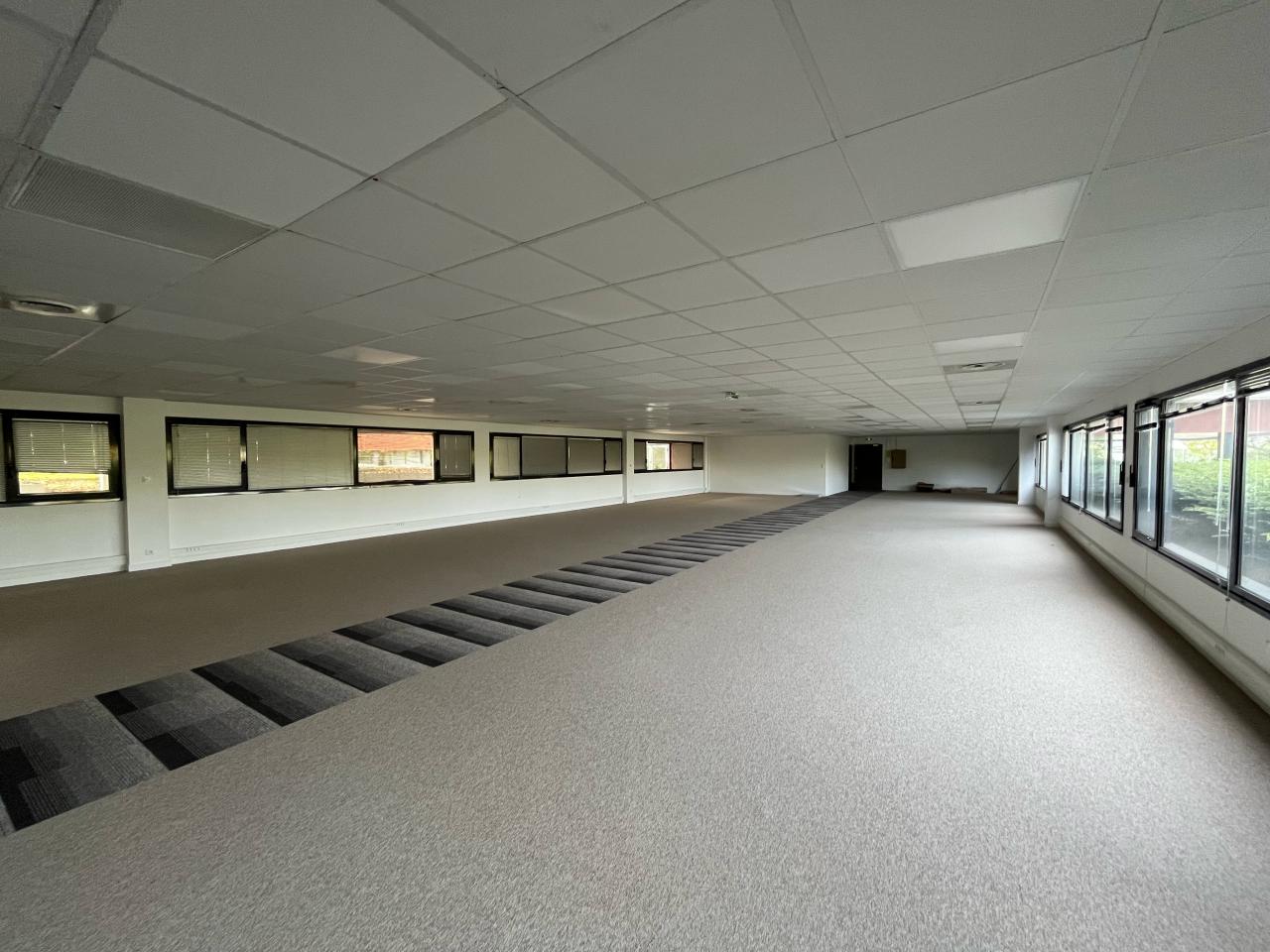 Bureau Saint-Herblain 1083m² Location bureau Saint-Herblain Loire-Atlantique OLBUR2112421 4